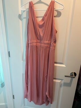 T Tahari Dusty Rose V-Neck Sleeveless Midi Dress